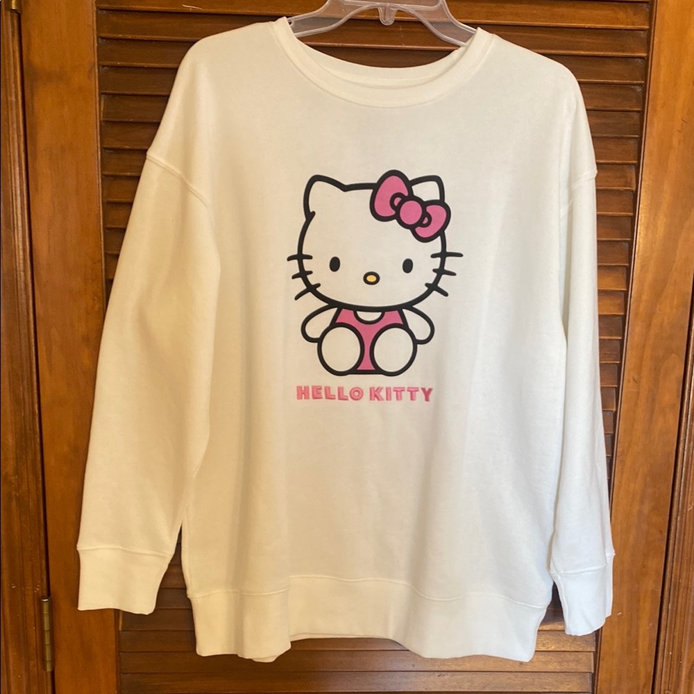 NEW oversized Hello Kitty Sweatshirt